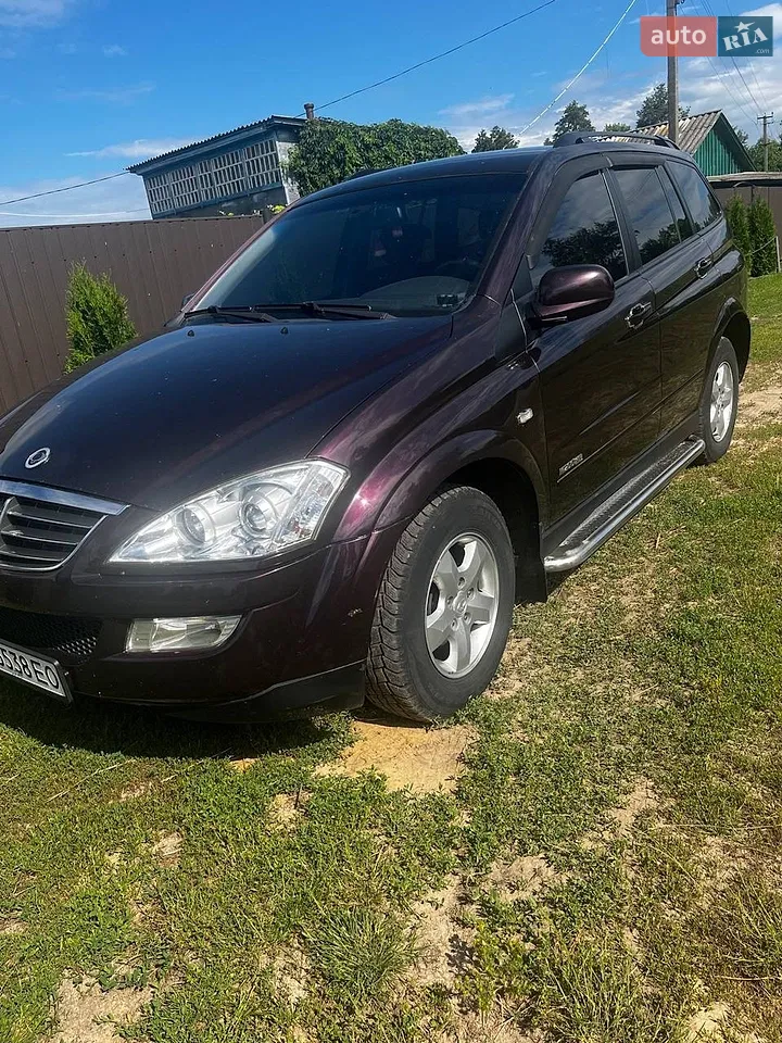 2010 SsangYong Kyron - мініатюра 16