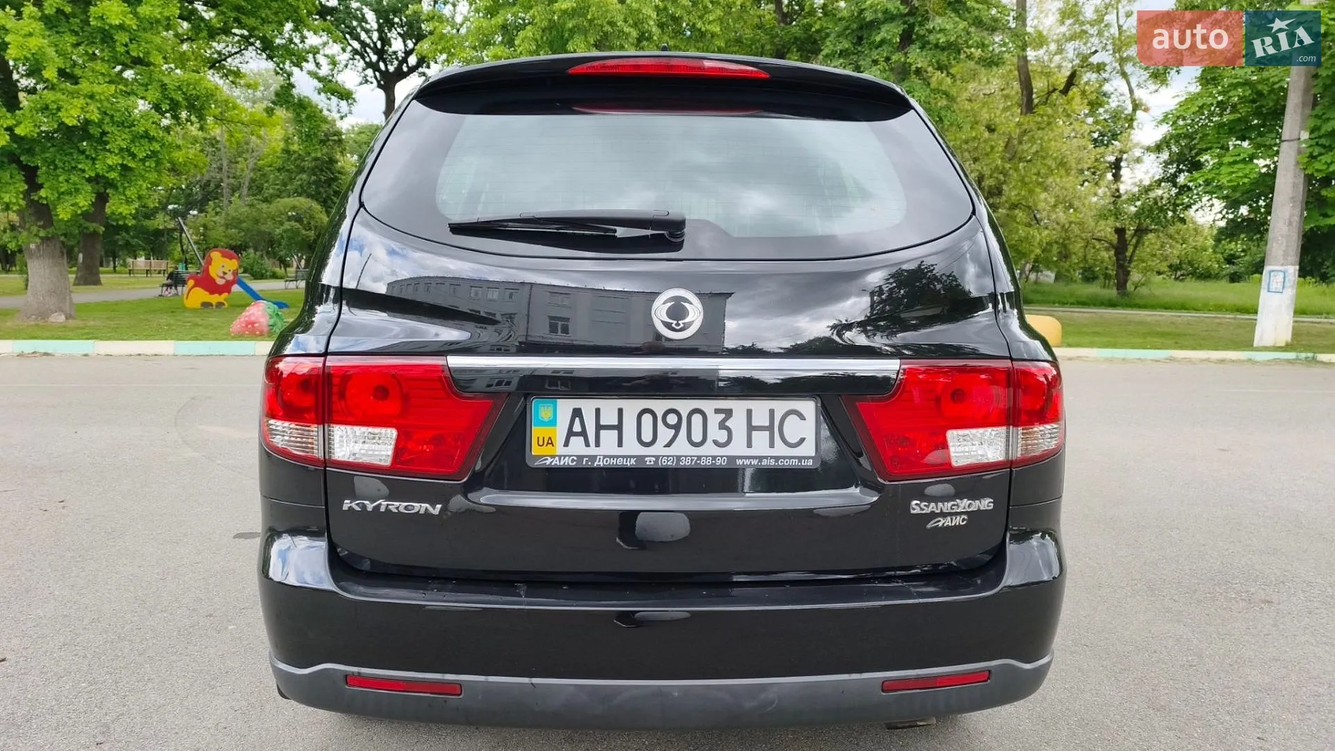 2010 SsangYong Kyron - мініатюра 8