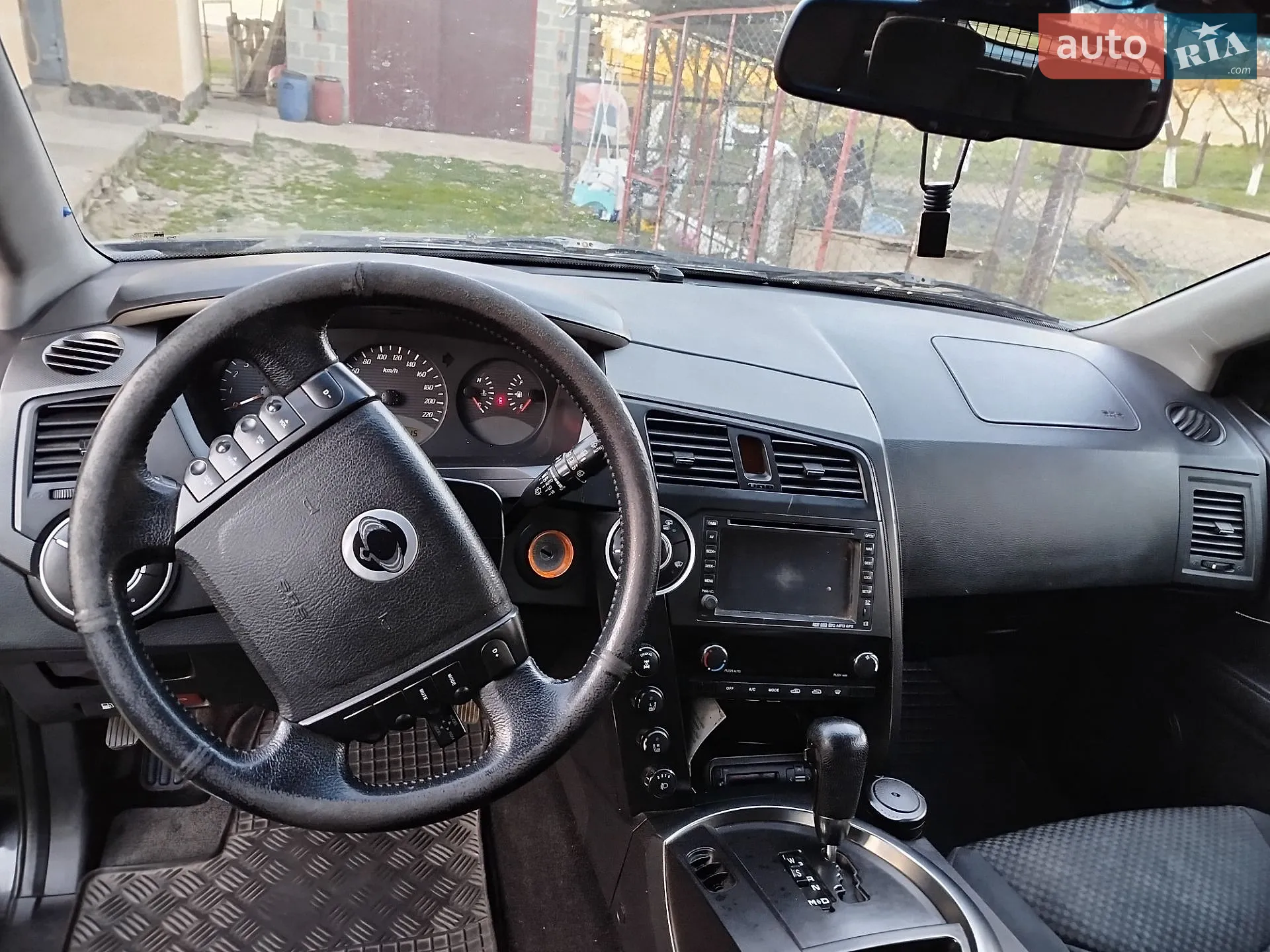 2010 SsangYong Kyron - мініатюра 11