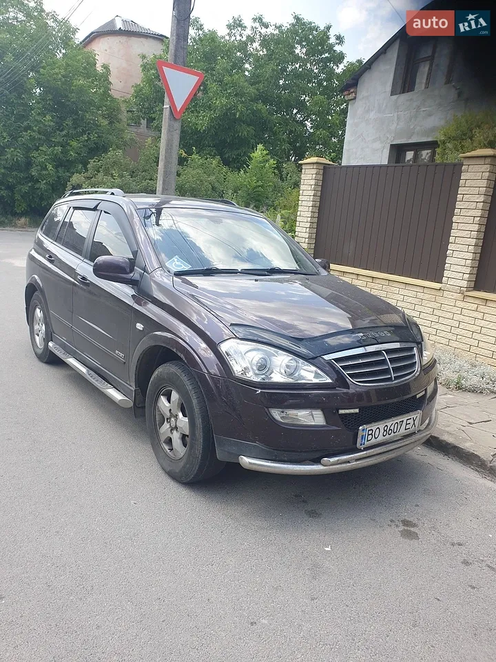 2011 SsangYong Kyron - мініатюра 8