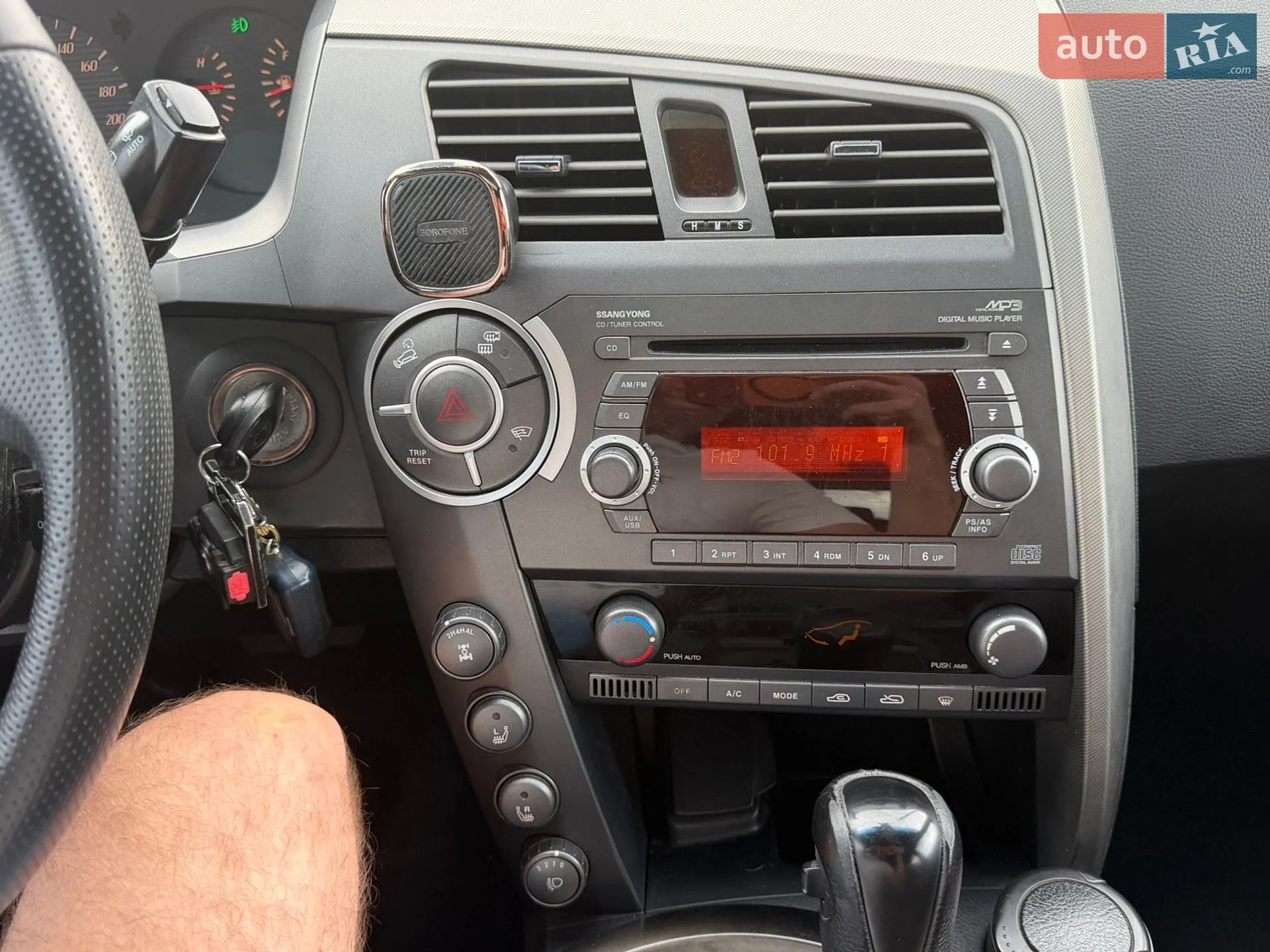 2013 SsangYong Kyron - мініатюра 22