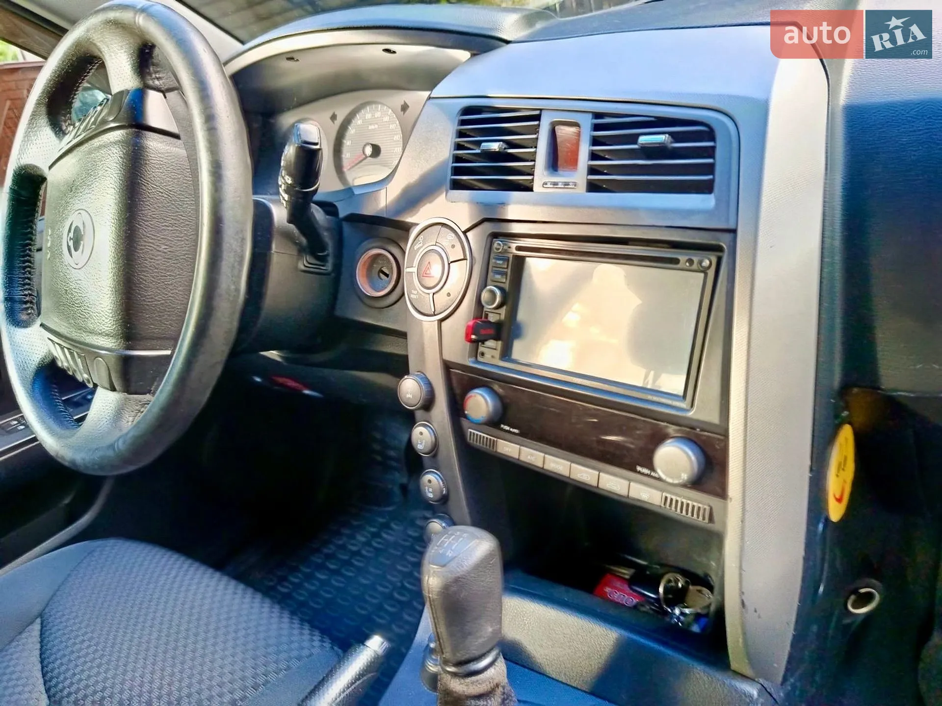 2011 SsangYong Kyron - мініатюра 9