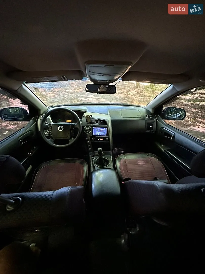 2012 SsangYong Kyron - мініатюра 11