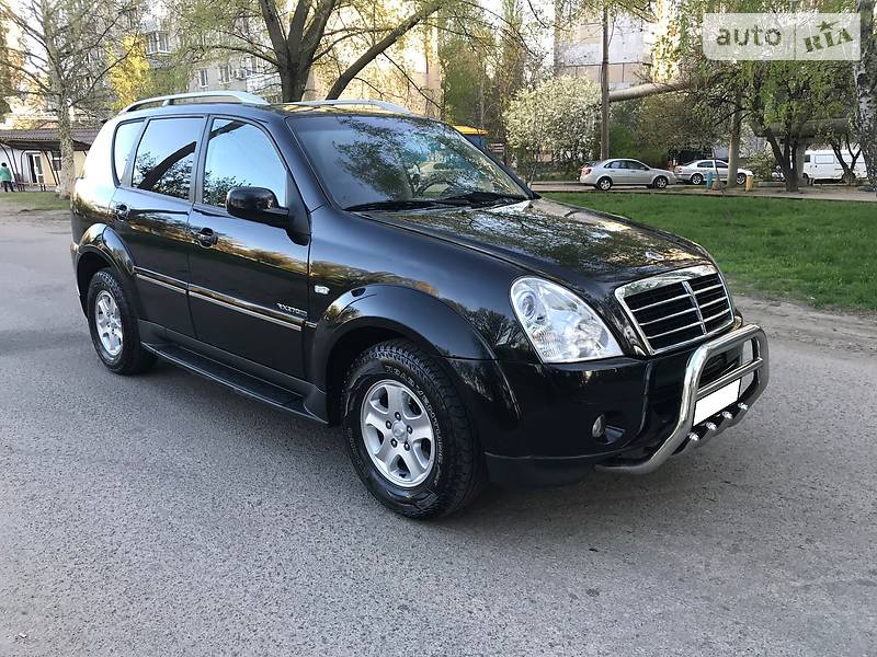 SsangYong Rexton 2010 года