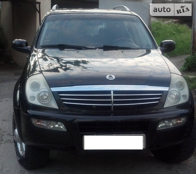 SsangYong Rexton 2004 року