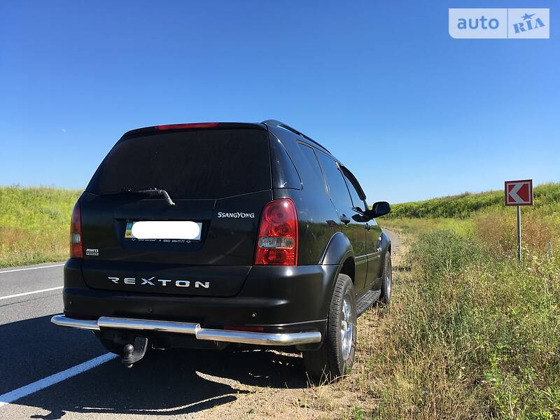 Позашляховик / Кросовер SsangYong Rexton 2007 в Чернівцях