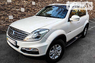 Позашляховик / Кросовер SsangYong Rexton 2014 в 