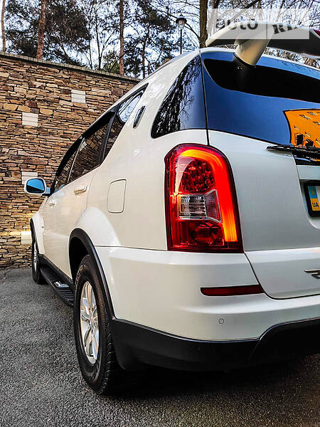 Позашляховик / Кросовер SsangYong Rexton 2014 в Києві