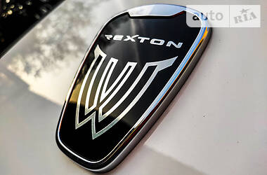Позашляховик / Кросовер SsangYong Rexton 2014 в 