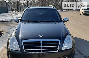 Позашляховик / Кросовер SsangYong Rexton 2009 в 