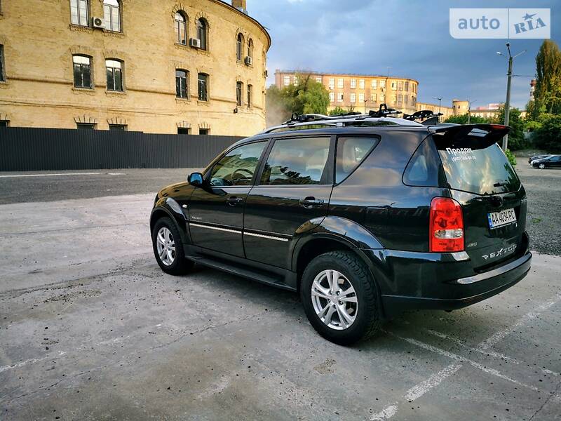 Позашляховик / Кросовер SsangYong Rexton 2011 в Києві