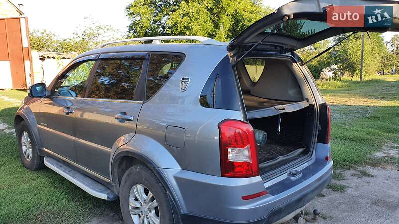 Внедорожник / Кроссовер SsangYong Rexton 2013 в Харькове