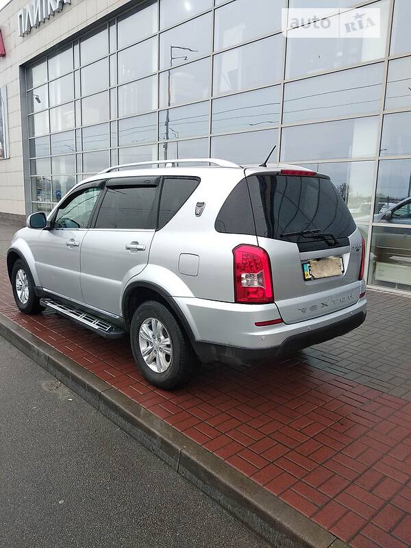 Позашляховик / Кросовер SsangYong Rexton 2014 в 
