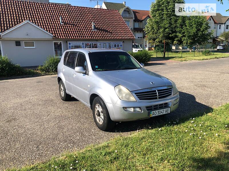 Позашляховик / Кросовер SsangYong Rexton 2006 в Ужгороді
