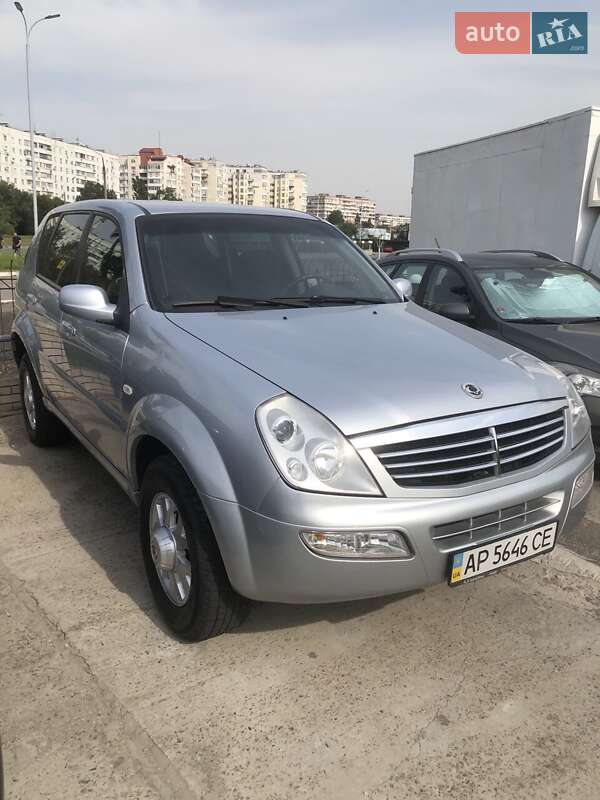 Внедорожник / Кроссовер SsangYong Rexton 2006 в Запорожье