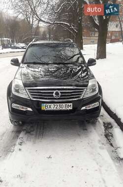Позашляховик / Кросовер SsangYong Rexton 2014 в 