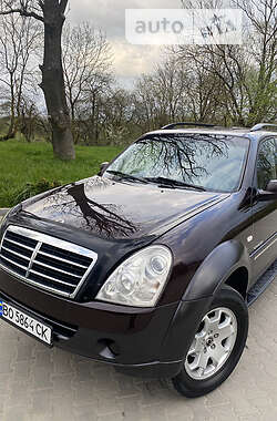 Внедорожник / Кроссовер SsangYong Rexton 2007 в 