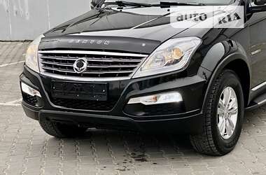 Позашляховик / Кросовер SsangYong Rexton 2014 в 