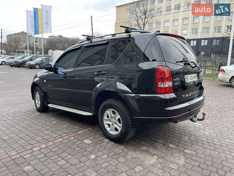 Позашляховик / Кросовер SsangYong Rexton 2008 в Львові