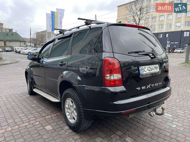 Позашляховик / Кросовер SsangYong Rexton 2008 в Львові