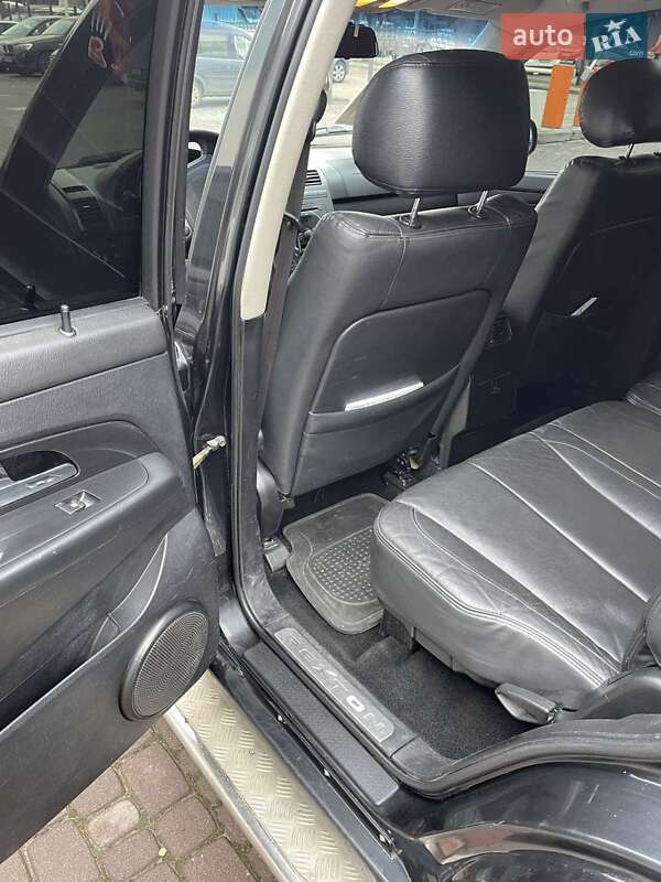 Позашляховик / Кросовер SsangYong Rexton 2008 в Львові