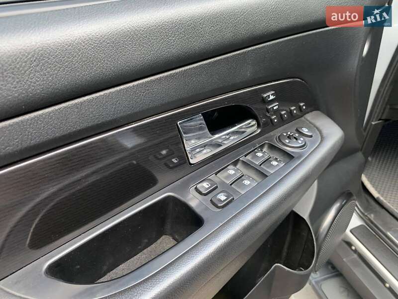 Позашляховик / Кросовер SsangYong Rexton 2011 в Києві