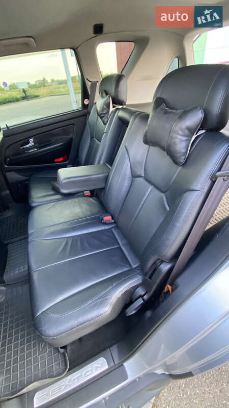 Внедорожник / Кроссовер SsangYong Rexton 2009 в Виноградове