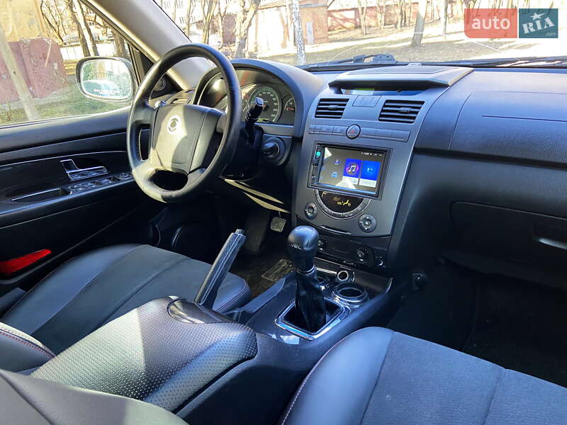 Внедорожник / Кроссовер SsangYong Rexton 2012 в Чернигове
