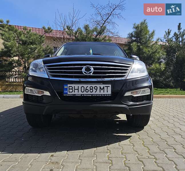 Позашляховик / Кросовер SsangYong Rexton 2012 в Ужгороді