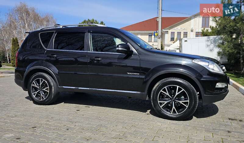 Позашляховик / Кросовер SsangYong Rexton 2012 в Ужгороді