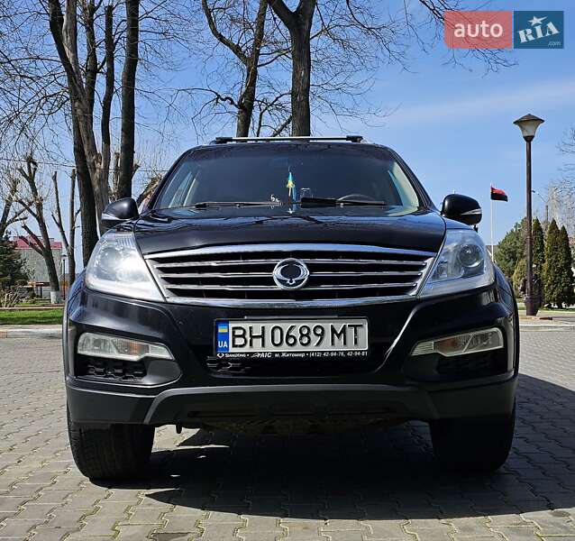 Позашляховик / Кросовер SsangYong Rexton 2012 в Ужгороді