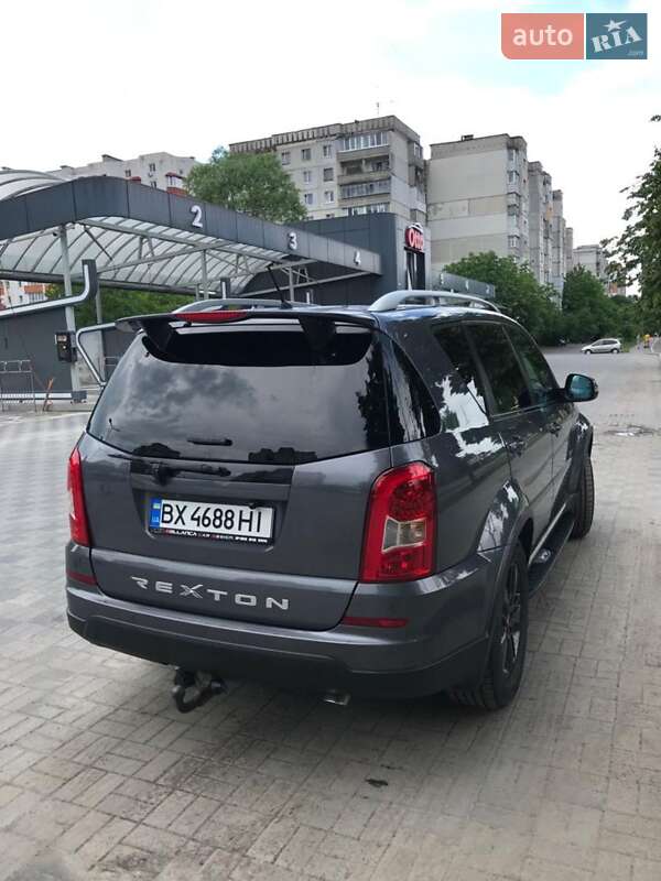 Позашляховик / Кросовер SsangYong Rexton 2015 в Старокостянтинові