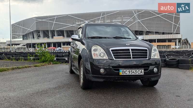 Позашляховик / Кросовер SsangYong Rexton 2009 в Львові