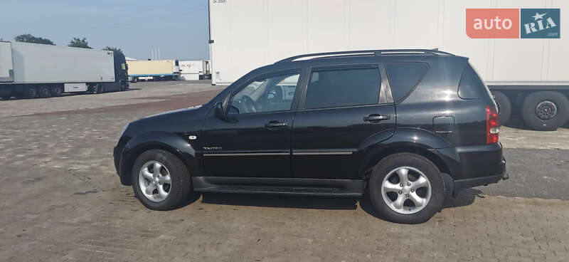 Внедорожник / Кроссовер SsangYong Rexton 2008 в Киеве