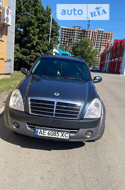 Внедорожник / Кроссовер SsangYong Rexton 2007 в Новомосковске