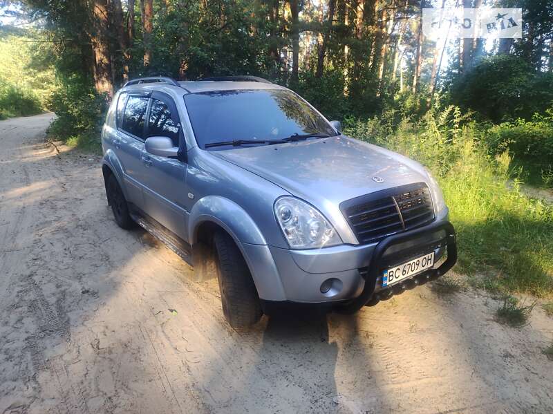 Внедорожник / Кроссовер SsangYong Rexton 2008 в 