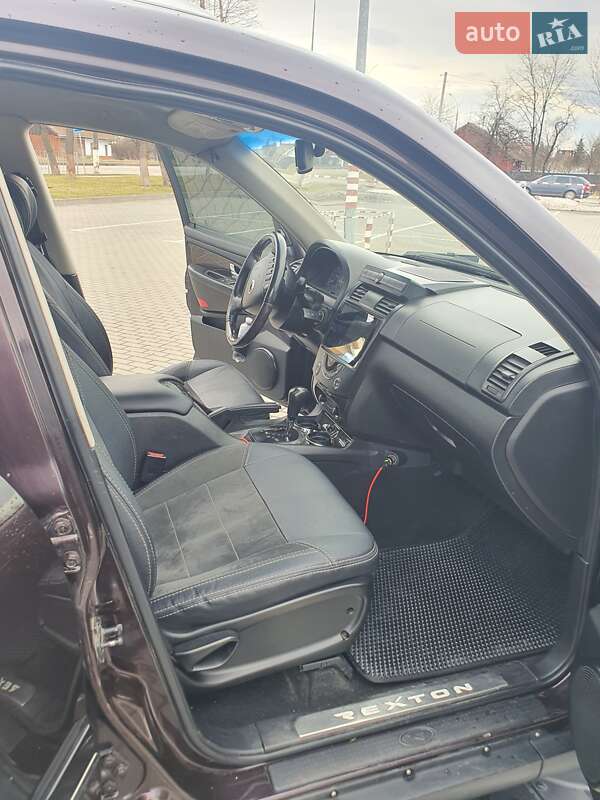 Позашляховик / Кросовер SsangYong Rexton 2011 в Коломиї