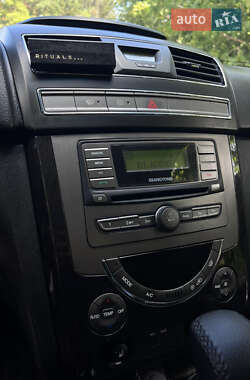 Позашляховик / Кросовер SsangYong Rexton 2013 в 
