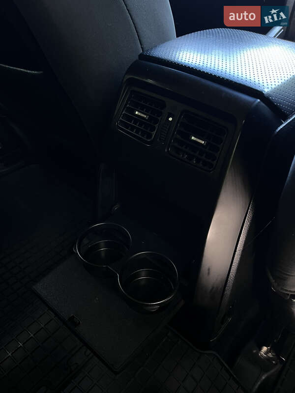 Позашляховик / Кросовер SsangYong Rexton 2013 в Умані фото 21 Позашляховик / Кросовер SsangYong Rexton 2013 в Умані