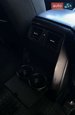 Позашляховик / Кросовер SsangYong Rexton 2013 в 