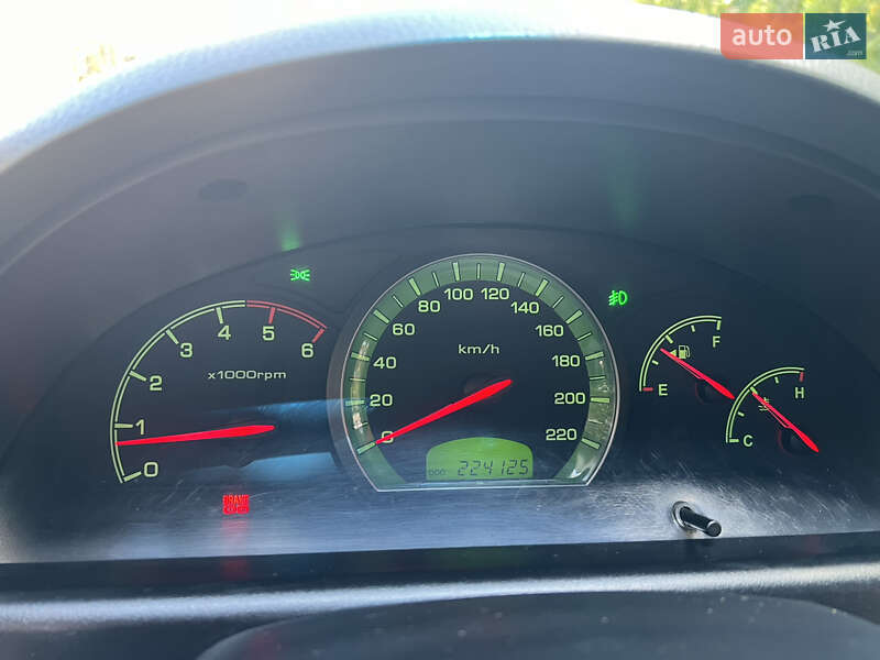 Позашляховик / Кросовер SsangYong Rexton 2013 в Умані фото 40 Позашляховик / Кросовер SsangYong Rexton 2013 в Умані