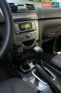 Позашляховик / Кросовер SsangYong Rexton 2013 в 