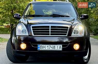 Внедорожник / Кроссовер SsangYong Rexton 2012 в 