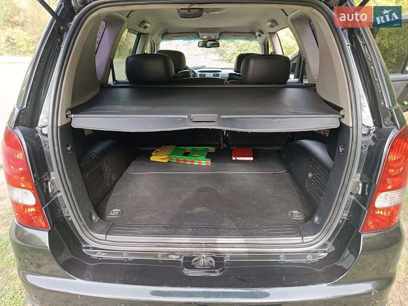 Позашляховик / Кросовер SsangYong Rexton 2010 в Дніпрі