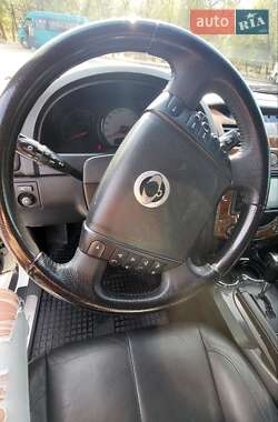 Позашляховик / Кросовер SsangYong Rexton 2011 в 