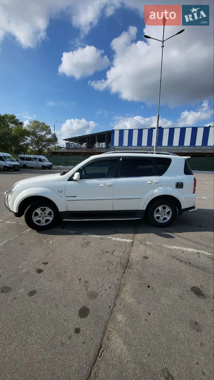 2011 SsangYong Rexton - мініатюра 9