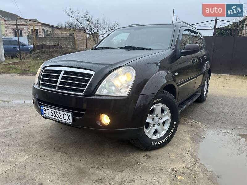Внедорожник / Кроссовер SsangYong Rexton 2009 в Херсоне