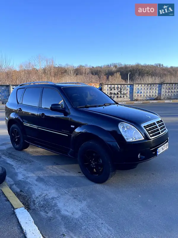 Внедорожник / Кроссовер SsangYong Rexton 2012 в 