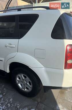Внедорожник / Кроссовер SsangYong Rexton 2008 в 
