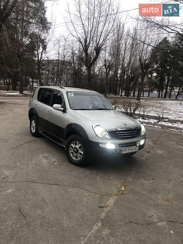 Позашляховик / Кросовер SsangYong Rexton 2002 в Остер